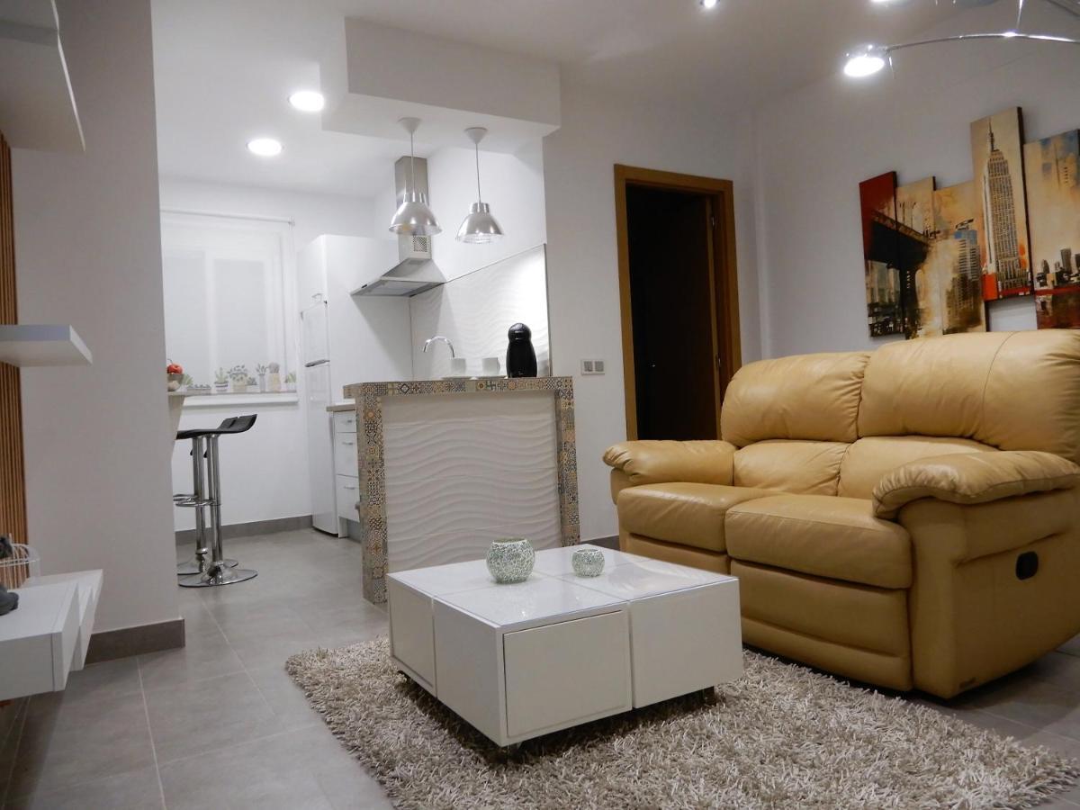 Romantico Estudio Centro De Algeciras Buitenkant foto